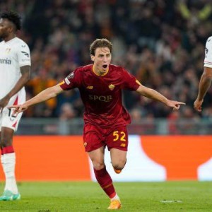 罗马延续意甲之光：穆帅提拔新人绝杀勒沃库森