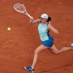 星空电竞平台官网-【法网圆桌②】斯瓦泰克“大赛不利” 还能赢第三冠吗？