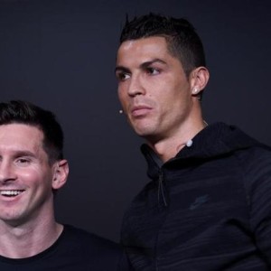 星空电竞平台官网-新传记爆料：C罗曾最爱巴黎 差点被梅西打退役